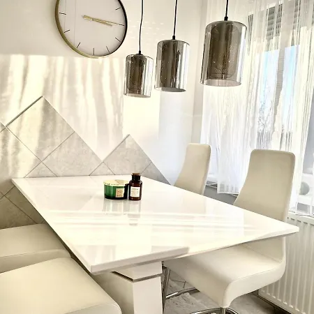 Apartment Colorful In Maribor