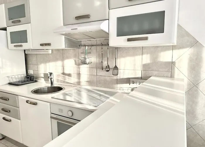 Colorful In מריבור