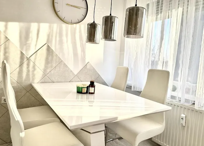 דירה Colorful In מריבור