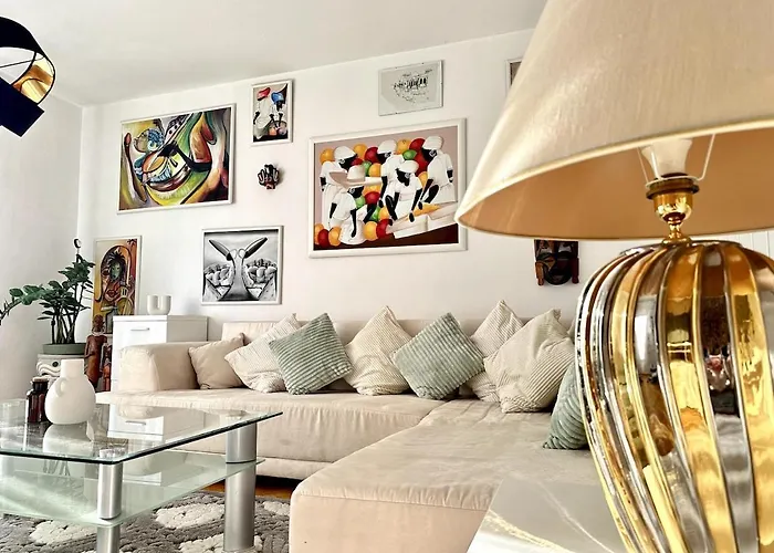 דירה Colorful In